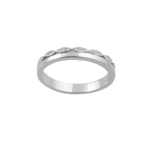 Diamond Wedding Band 18k